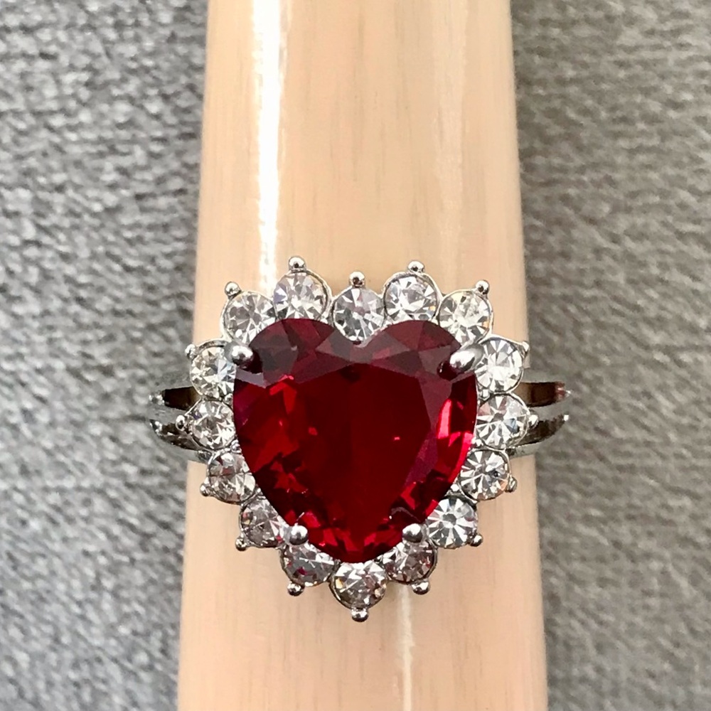 Silver red heart cocktail ring with rhinestones